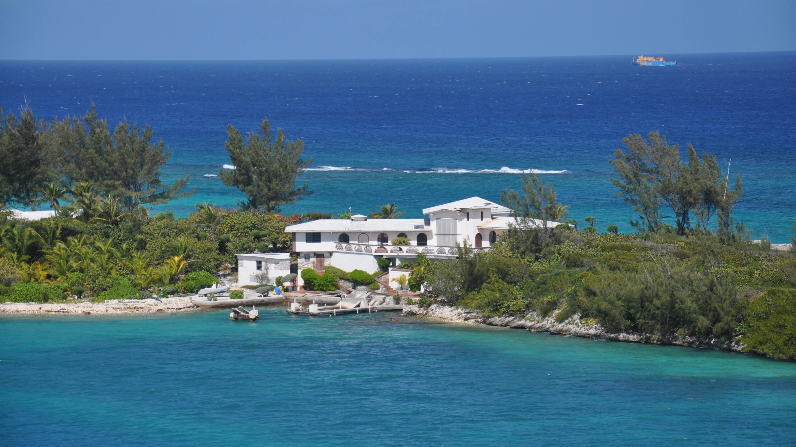 Arcachon Estates beach sea coast ocean sky sun shore home vacation travel cove tropical holiday lagoon bay island blue body of water cruise b